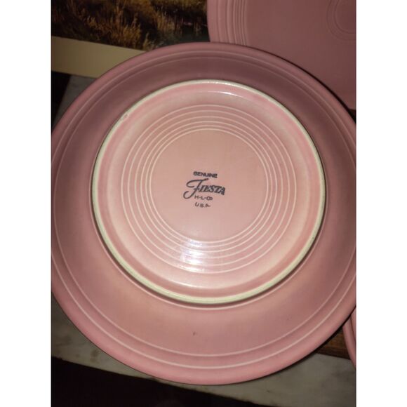 Vintage 80s Fiesta Rose Pink Dinnerware Service for 4 - Plates, Cups & Saucers - Picture 6 of 9